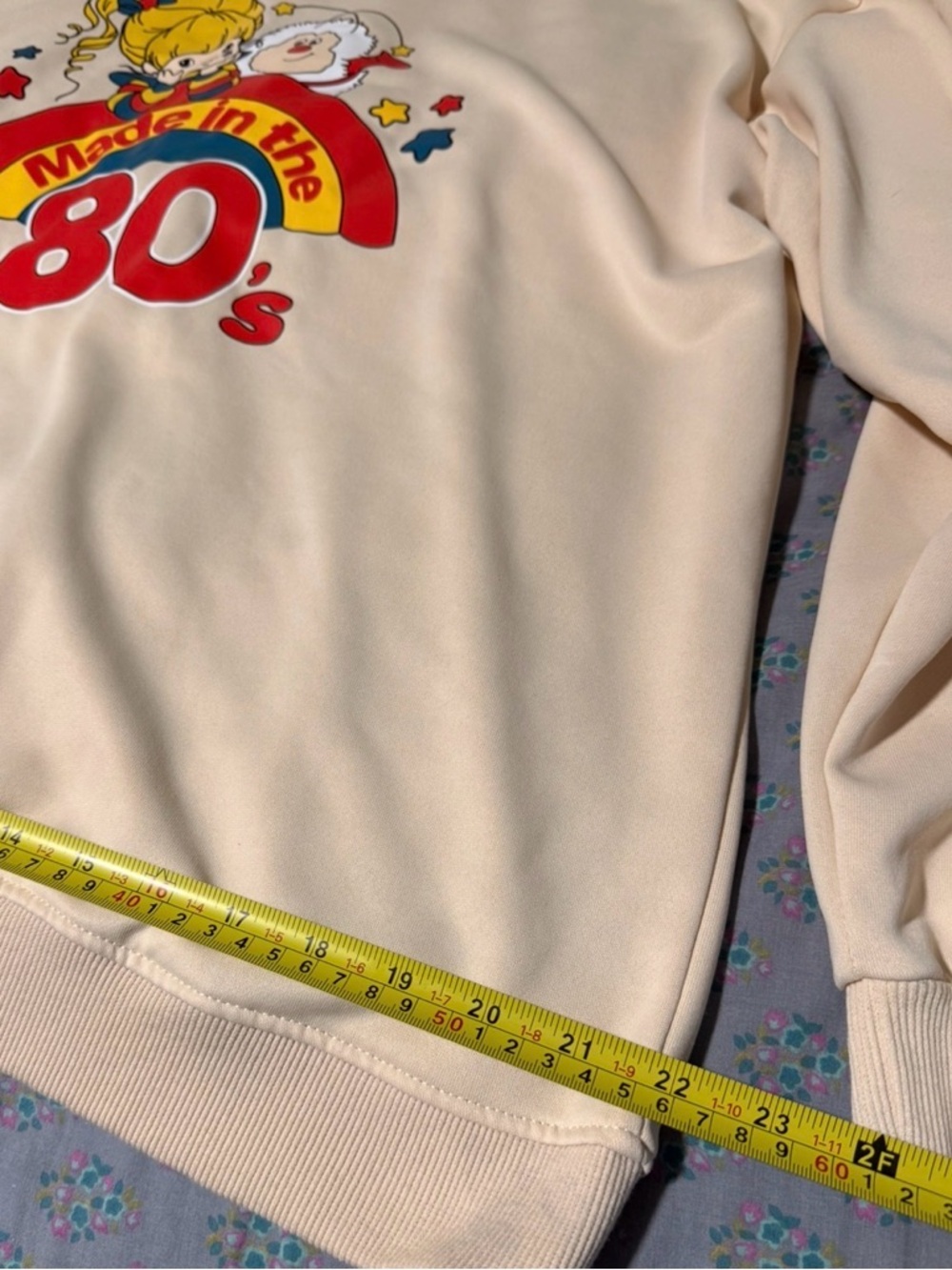 NoBrand Rainbow Brite "Made in the 80's" Beige Graphic Sweatshirt - Size XL - Picture 8 of 8